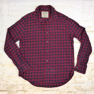 Aeropostale Shirt Mens M Red Plaid Button Down Long Sleeve Cotton Holiday Preppy